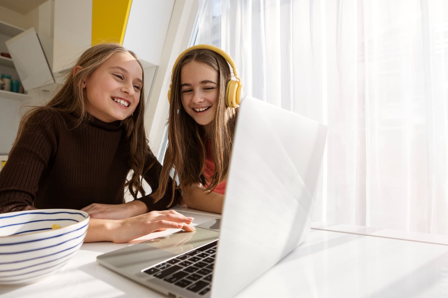 Students Learning Together